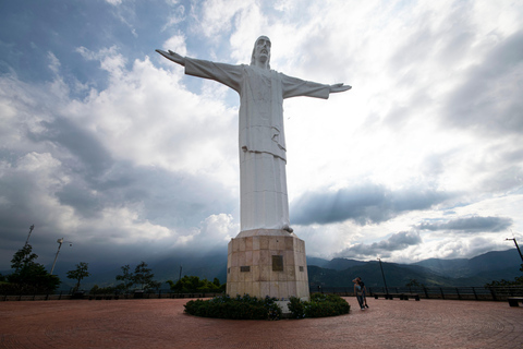 Cali: Cristo Rey Monument with transport