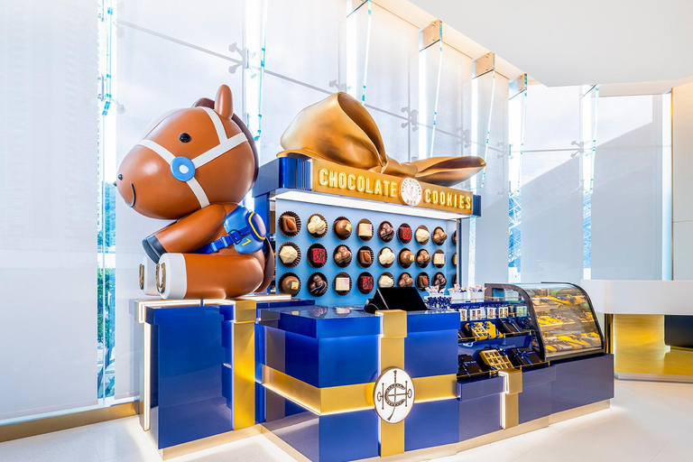 Hong Kong Jockey Club Racecourse Guided Tour with F&B Sha Tin Racecourse Exclusive Package For Visitors