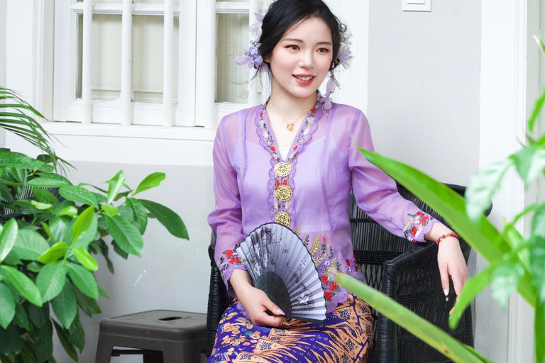 Singapore: Nanyang, Niangya, Indian, & Hanfu Outfit Rental