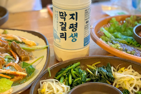 Seoul: Hiking for Drinking Like a Local with Food & Liquor Seoul: Hiking for Drinking Like a Local with Lunch & Liquor