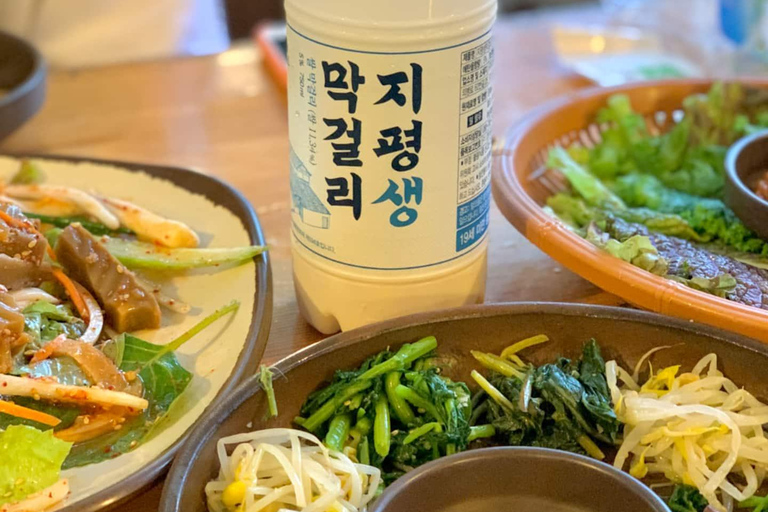 Seoul: Hiking for Drinking Like a Local with Food & Liquor Seoul: Hiking for Drinking Like a Local with Lunch & Liquor