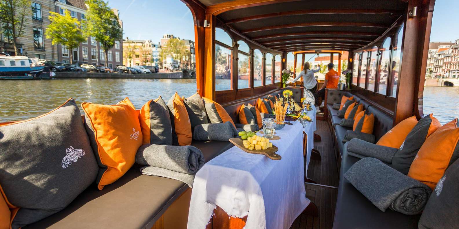 Amsterdam: traditional Saloon Boat Cruise with Cheese & Wine