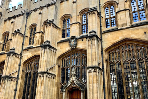 Oxford: Wycieczka po mieście i uniwersytecie z wstępem do college&#039;u w cenieOxford: The Best Bits of Oxford Walking Tour - Przewodnik lokalny.