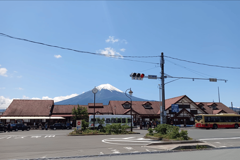 Tour privato al Monte Fuji, al Lago Kawaguchi e alla Pagoda Chureito