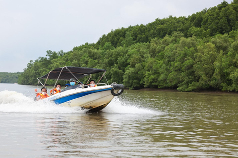 Depuis Ho Chi Minh : Excursion d&#039;une journée à la mangrove de Can Gio et à l&#039;île aux singes