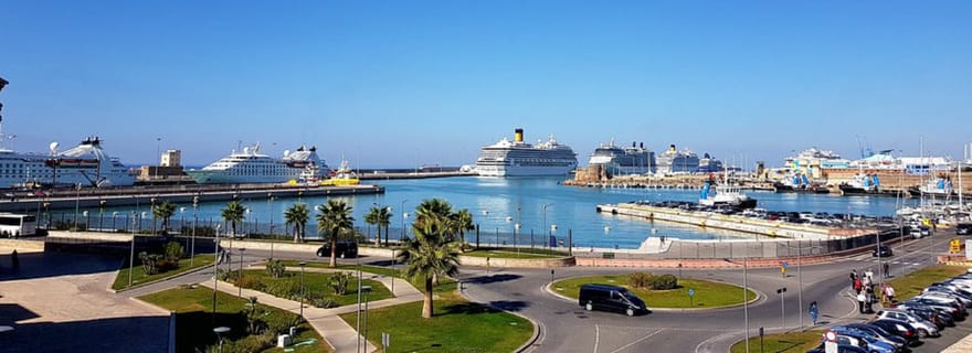 Port de Civitavecchia : Visite guidée privée de Rome et transfert