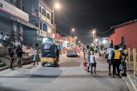 Cape Coast: Evening Castle Tour, Township Walk & Night Bites