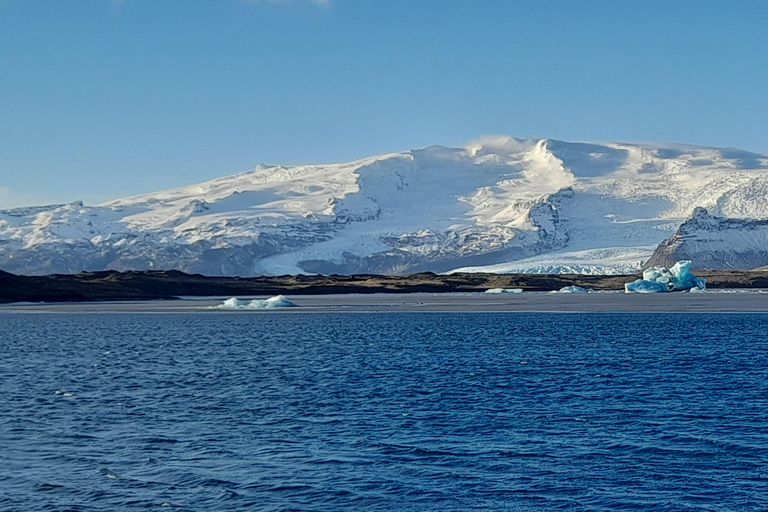 Glacier Lagoon and Diamond Beach Private Tour from Reykjavik