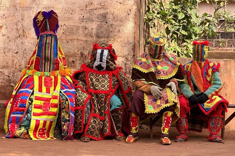 En el Corazón de la Magia : Festivales Vudú de Benín y Togo