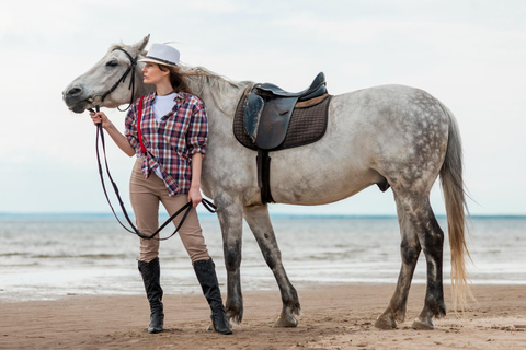 Noord, Aruba: Beach Horseback Ride at Sunrise or Sunset Noord, Aruba: Sunrise Beach Horseback Ride
