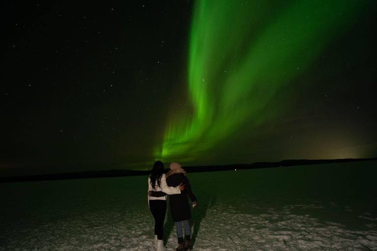 Rovaniemi: Guaranteed Aurora Hunting Tour with Photos
