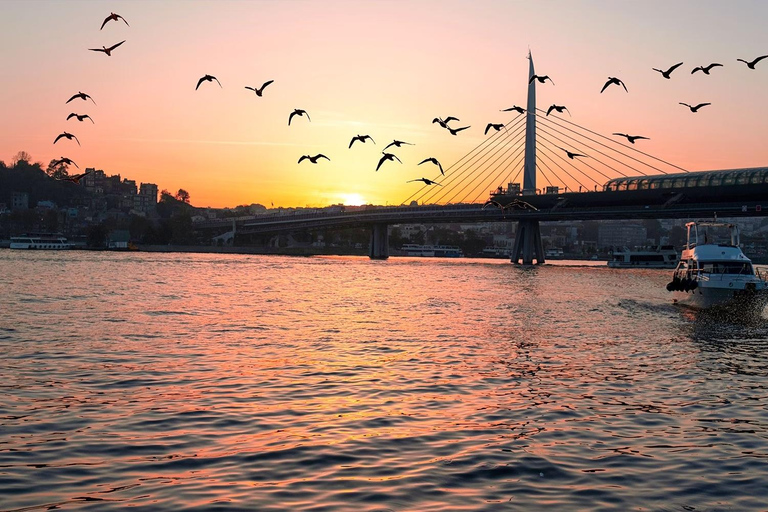 Istanbul: Bosphorus Sunset Yacht Cruise with Snacks Bosphorus Small Group Sunset Yacht Cruise with Snacks