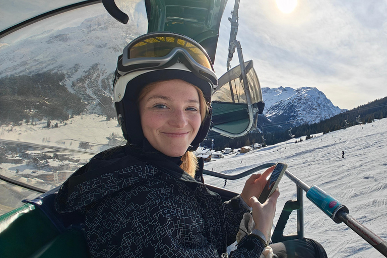 Barcellona: Escursione di un giorno sui Pirenei con sci/snowboard e trasferimenti