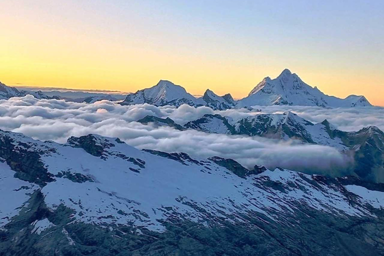 senderismo a laguna radian y mullaca desde huaraz