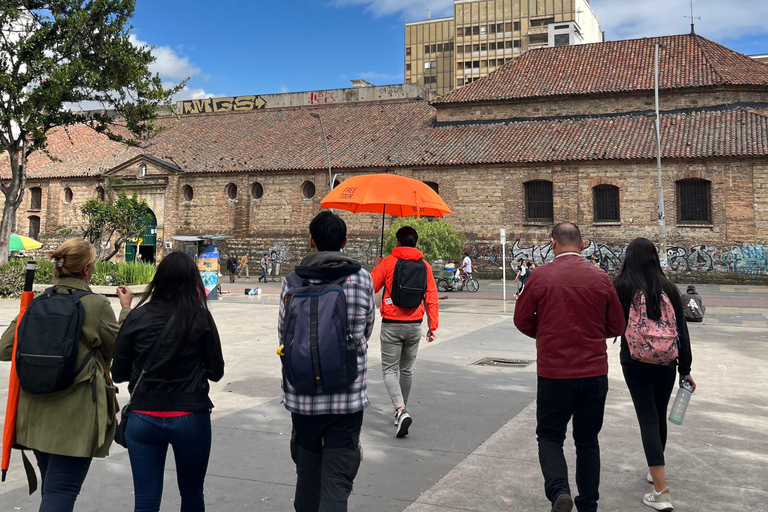 Bogotá: Centro Histórico y Graffiti Tour a pie compartido