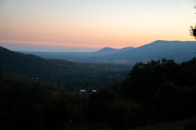 Sierra de Guadarrama: Magical Night Hike
