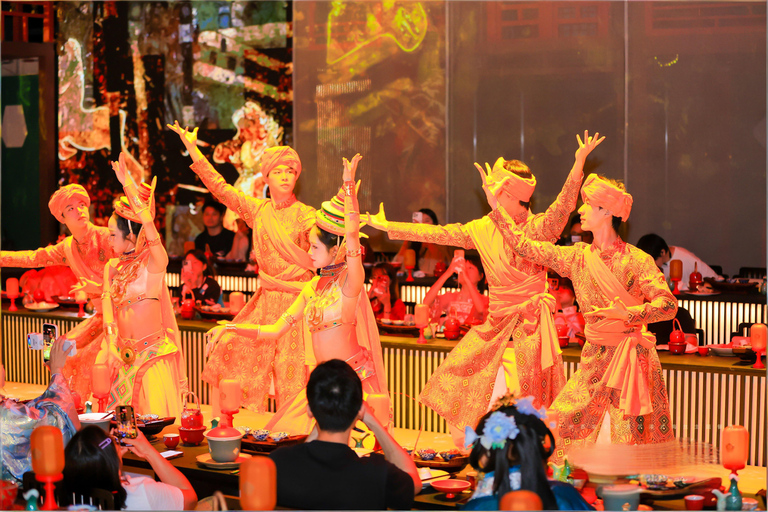 Guangzhou: Royal Cultural Dinner Show – HaiSiFu Standard Seating - Lunch