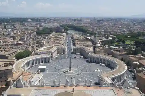 Roma: Tour della Basilica di San Pietro con salita alla Cupola opzionale
