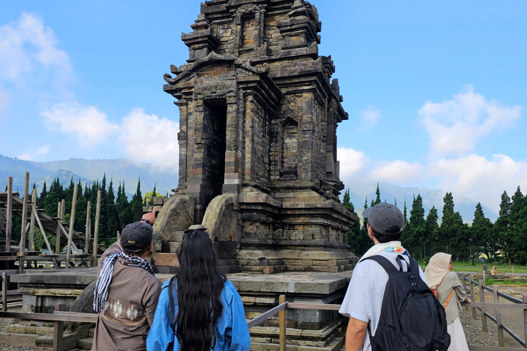 Från Yogyakarta: Dieng-platån &amp; gastronomitur &amp; transferFrån Yogyakarta: Dieng-platån &amp; gastronomi-tur &amp; transfer