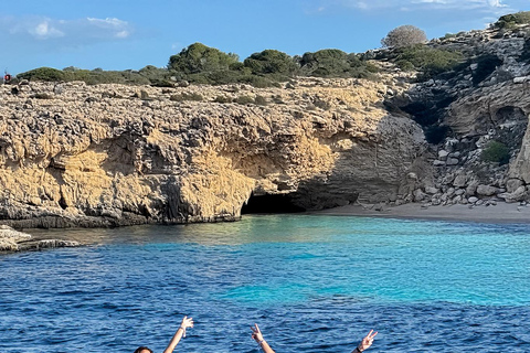 Ibiza : Croisière d&#039;une journée à Formentera avec Paella et boissons