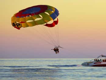 Hyères : Vol Parachute ascensionnel