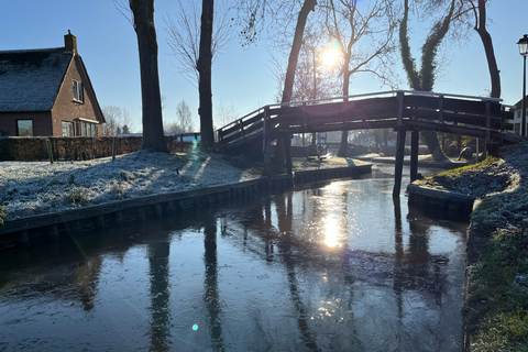 From Amsterdam: Giethoorn Small Group Tour with Boat Ride
