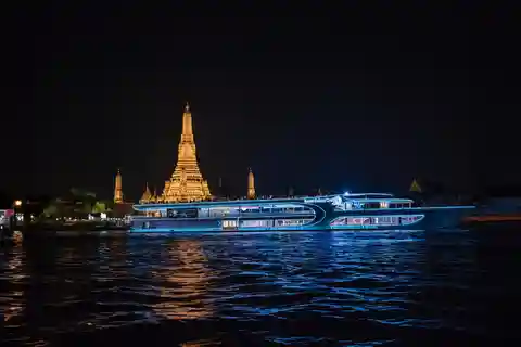 Bangkok : Croisière Royal Galaxy avec transfert à l'hôtel