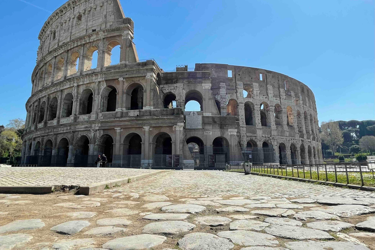 Roma: Coliseo Express Visita guiada en grupo reducidoRoma: Visita guiada rápida en grupo reducido al Coliseo