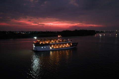 Hoi An Luxury Sunset Cruise: 5-Course Spice Menu & Cocktails VND 3,800,000 | 5-course + wine & sparkling free-flow