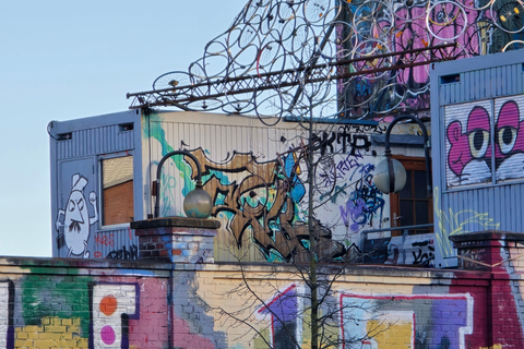 إنشاء فن الشارع في روح ميونيخ الإبداعيةجولة خاصة: الإنجليزية أو الألمانية أو الإسبانية