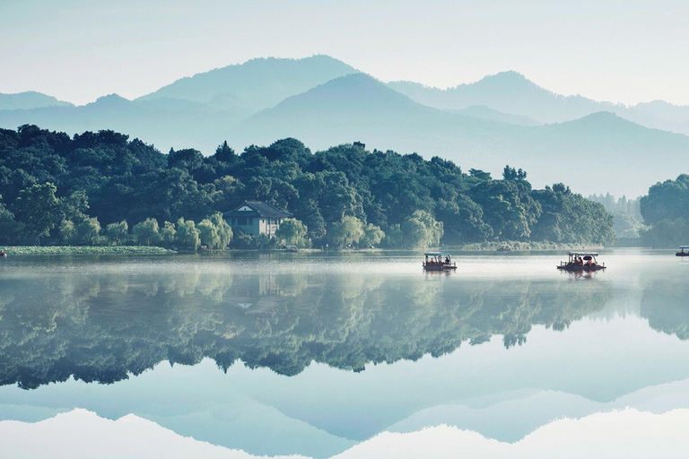 Hangzhou: West Lake, Leifeng Pagoda & Tea Village Tour