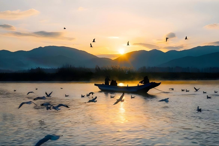From Kunming: 8-Day Yunnan Private Cultural Tour
