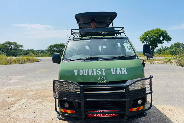 Uganda: 3-Day Murchison Falls & Kibale Chimpanzee Trekking