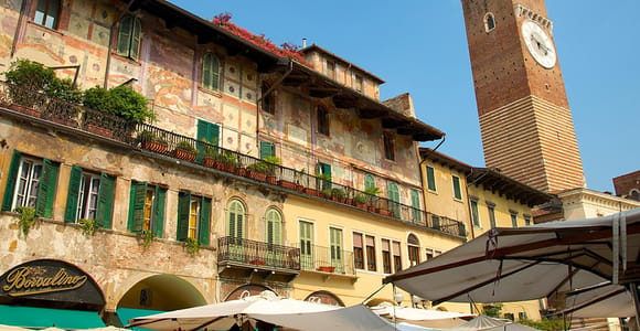 Verona: Walking Tour with Pre-Reserved Verona Arena Entry