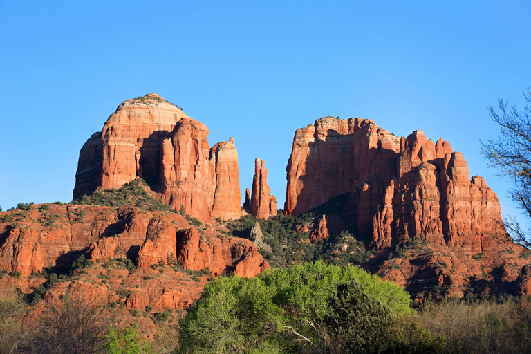 From Phoenix: Vortex to Vineyard Shared Tour Private Group 1-5