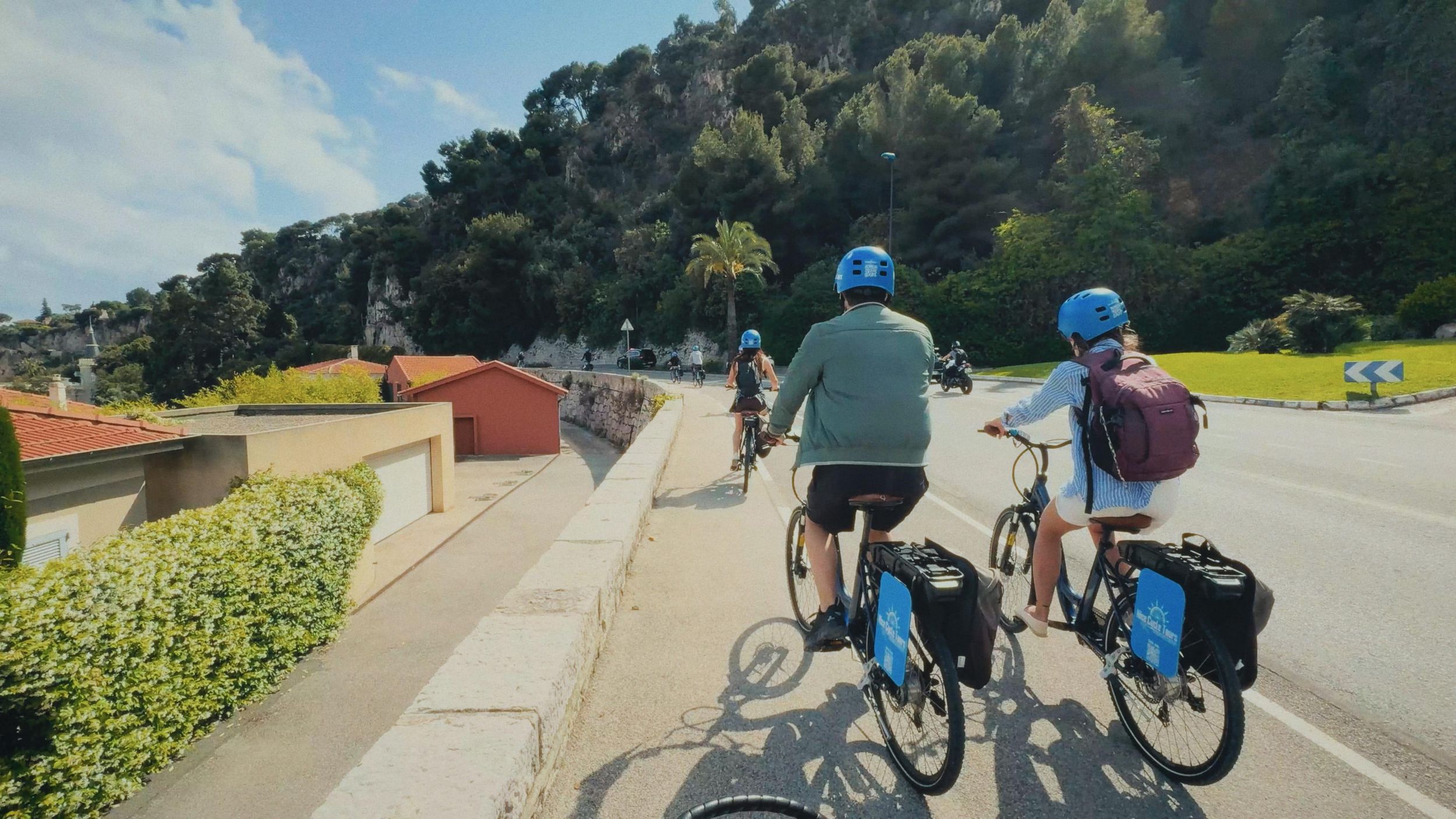 Ab Nizza: E-Bike-Tour nach Villefranche-sur-Mer mit Picknick und Pétanque-Spiel