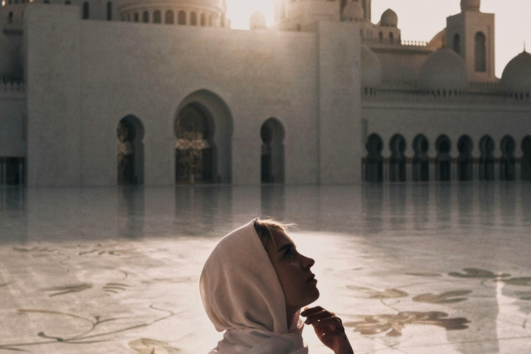 Privéstadstour door Abu Dhabi: moskee, Emirates Palace en meerPrivéstadstour in Abu Dhabi: moskee, Emirates Palace en meer