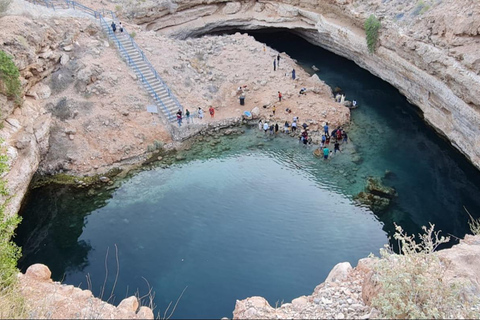 Oman: Private 3-Day Lifetime Roundtrip Package Tour