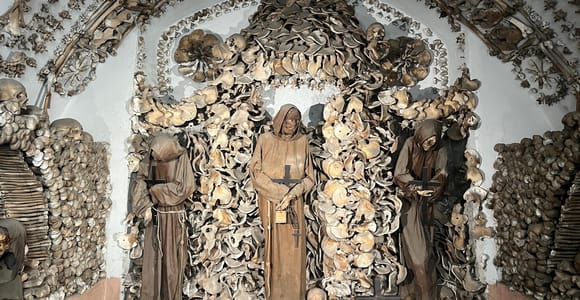 Capuchin Crypt Walking Tour With Hidden Rome