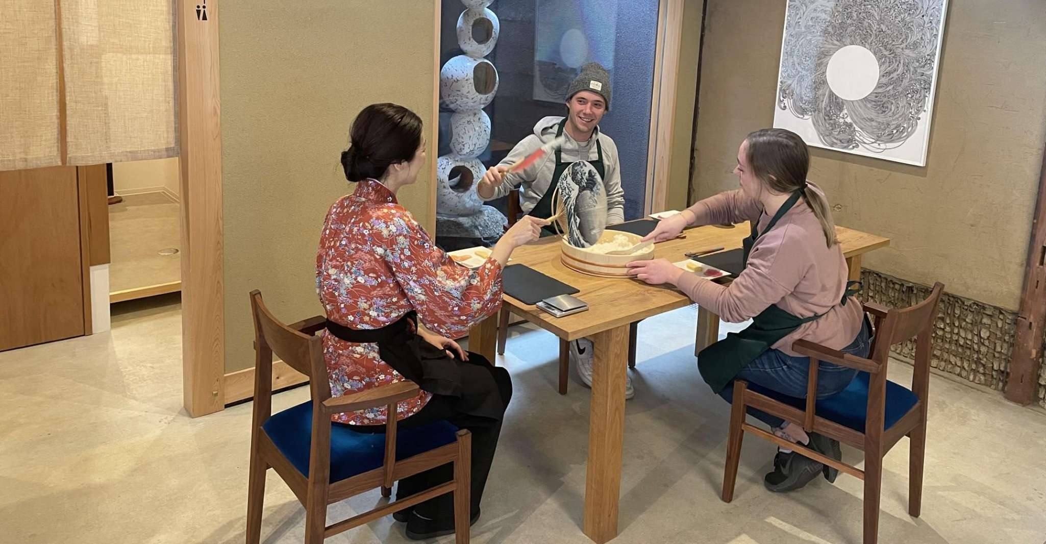 Kyoto: Small-Group Authentic Sushi Making Workshop photo 8