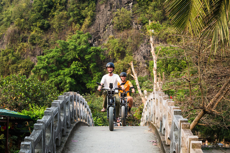 Tour in E-Bike di Ninh Binh - Paesaggi segreti di Tam Coc