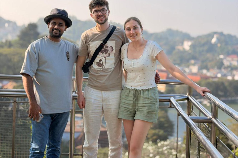 Kandy: Spice Garden Tour and Cooking Class