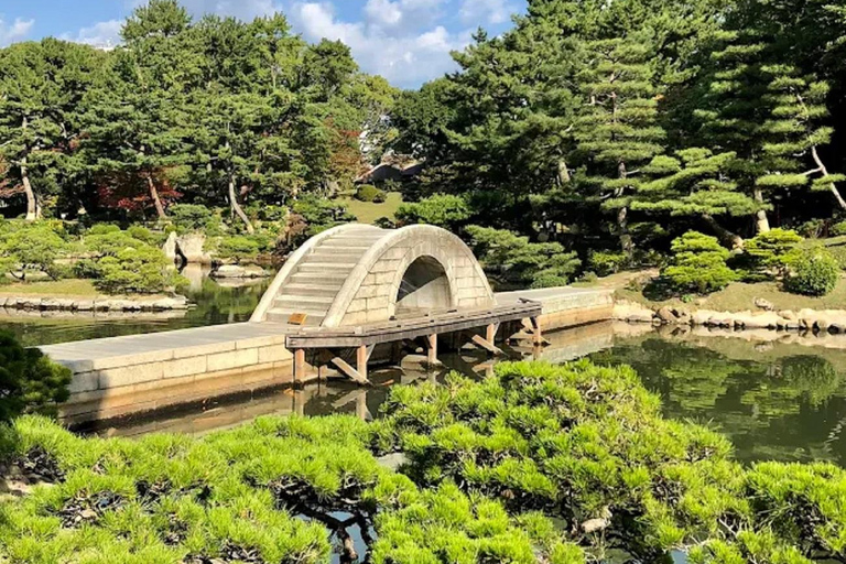 Hiroshima: Art and Hidden Streets Guide Tour Hiroshima: Art and Hidden Streets Guide Tour