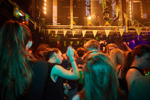 Lyon: Riviera Bar Crawl Party with Free Shots and Vip Entry