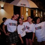 Siviglia: tour di 3 pub + ingresso VIP in discoteca e 3 shot gratuiti