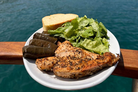 Hersonisos: Boat Cruise with Swim Stops and Lunch