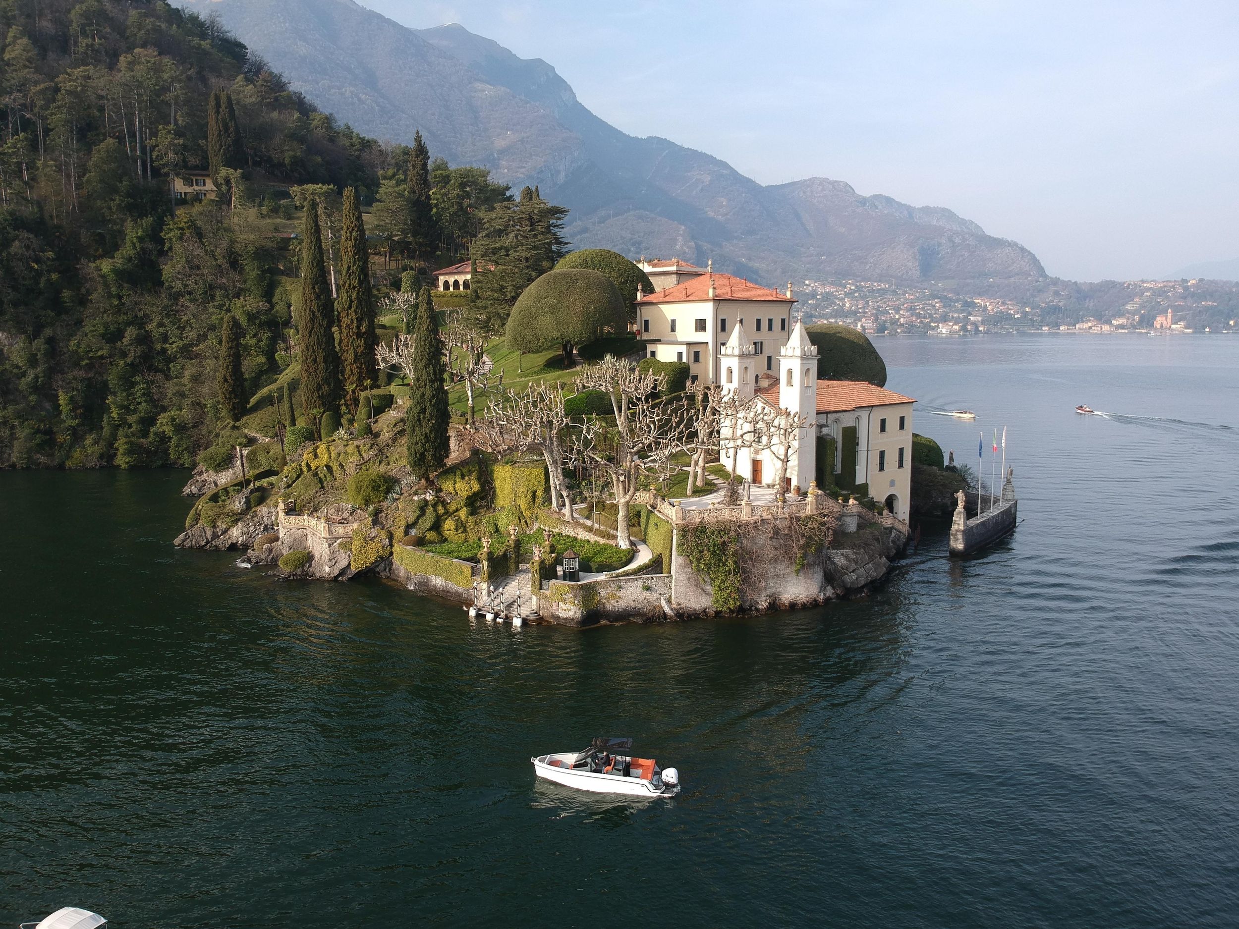 Bootstour auf dem Comer See – Prosecco und Winterdecke inklusive
