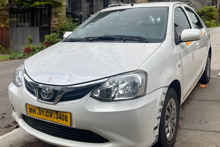 Mumbai: Toyota Etios or Glanza Car Rental with Chauffeur