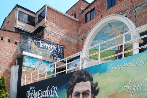 Medellin: Pablo Escobar y City Tour privado. 2 tours en 1 Medellin: pablo escobar y city tour privado. 2 tours en 1