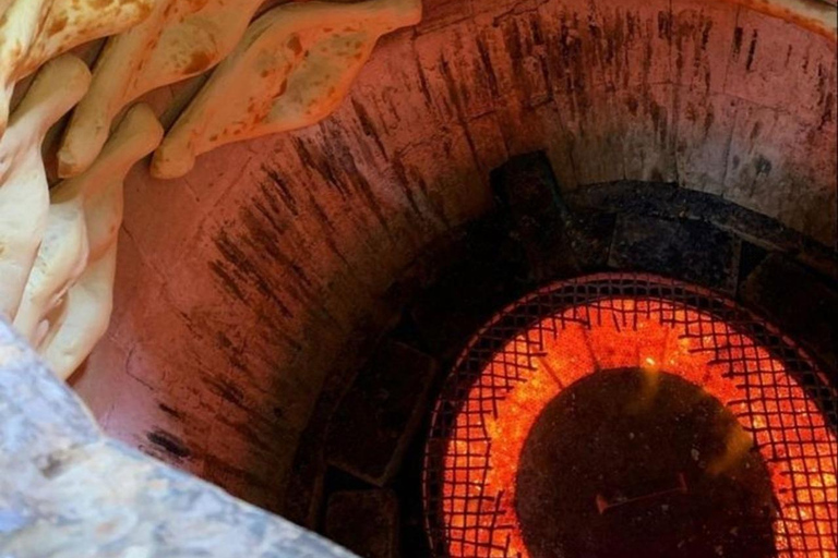 Tbilisi: Kakheti Day Trip with Wine Tasting & Boat Ride